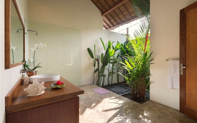 Villa Lumut