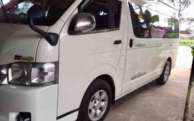 You In House URT Surathani Airport