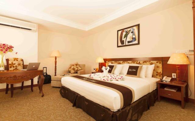TTC Hotel Deluxe Tan Binh