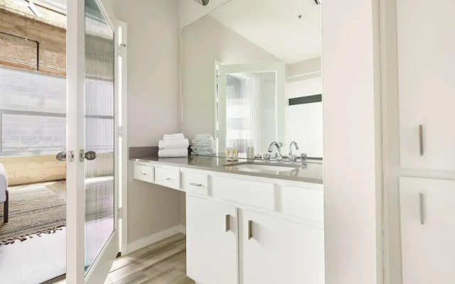 Reside Houston Downtown A Wyndham Residence