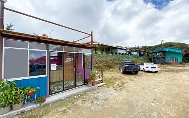 OYO HOME 90288 Masilau Valley Kundasang