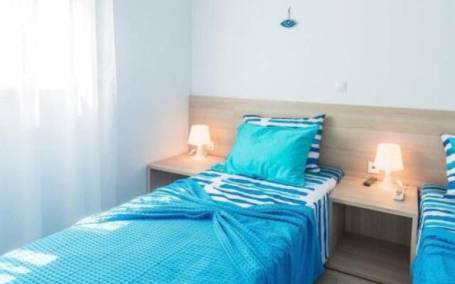 Holiday home 3 bedrooms - Gennadi