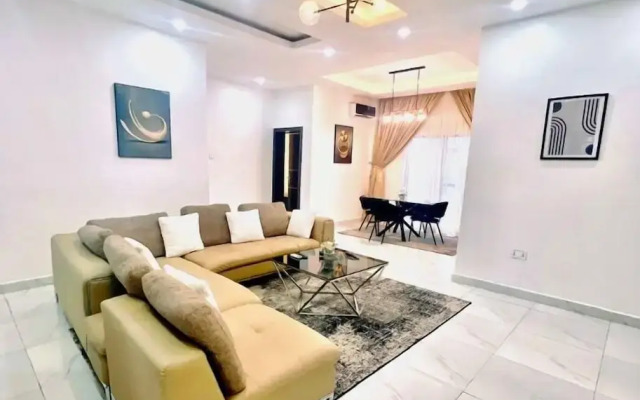 L'Rina Apartments
