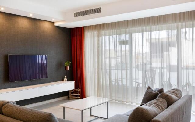 NGH12 - Lovely, spacious 2 bedroom apartment.