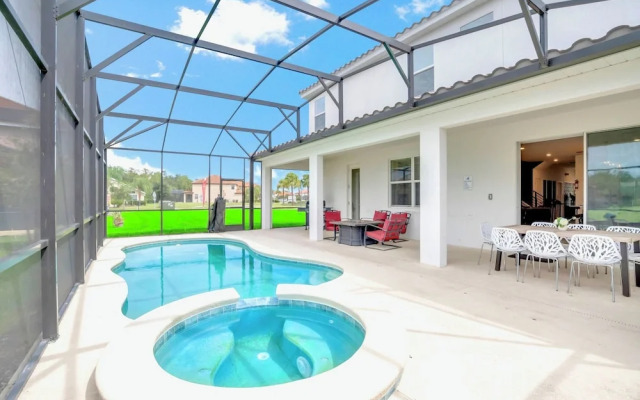 18Guest LakeView Home w HotTub Cinema