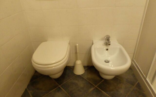 Rustically Decorated, Stylish Property