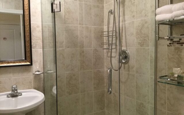 Via Veneto - Old Town