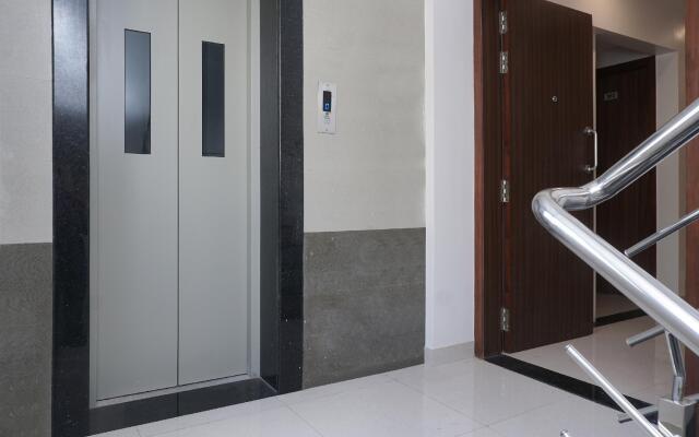OYO 35766 Hotel Grand Inn