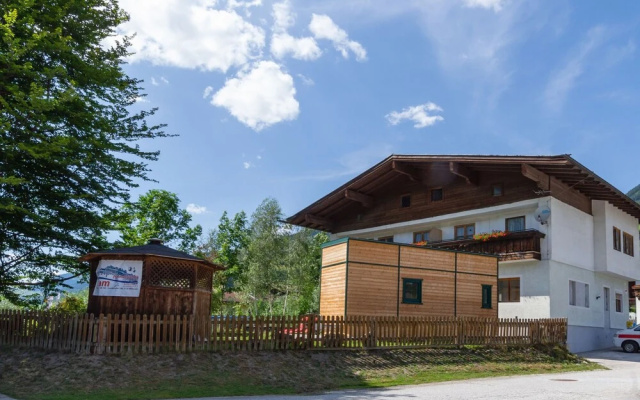 Spacious Holiday Home in Niedernsill With Garden