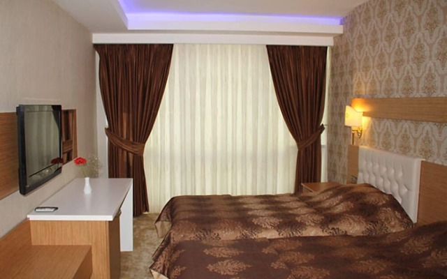 Royal Mersin Hotel