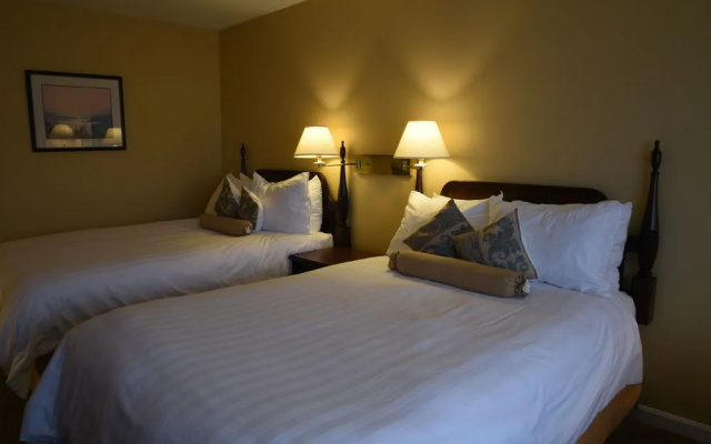 Pacific Inn