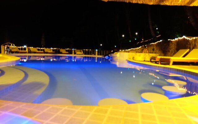 Al Hamra Jungle Resort - Adults Only