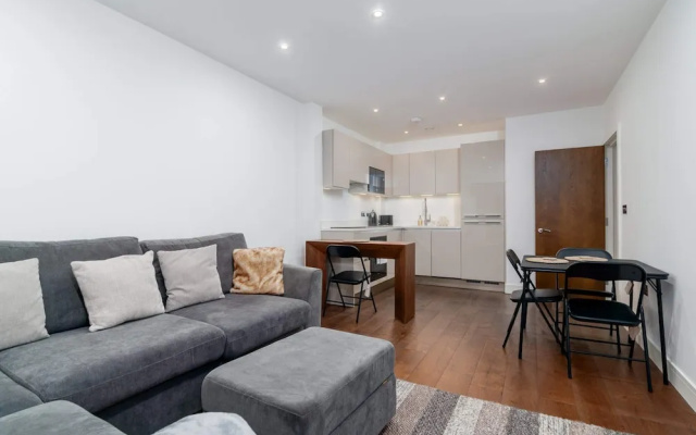 Modern 1 Bedroom Apartment in West Kensington