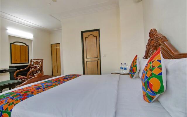 Fabhotel Singh Suite