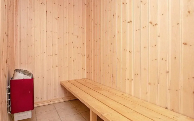 12 Person Holiday Home in Hals-by Traum