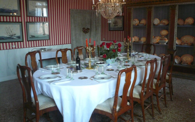 Luxurious Palazzo in Venice in the Rialto Area With Housekeepercook