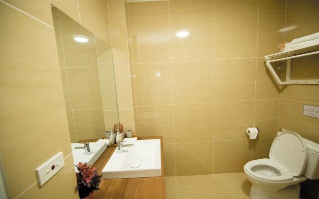 Elegant Studio Apartment