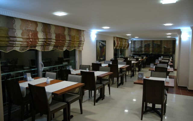 Alkan Hotel