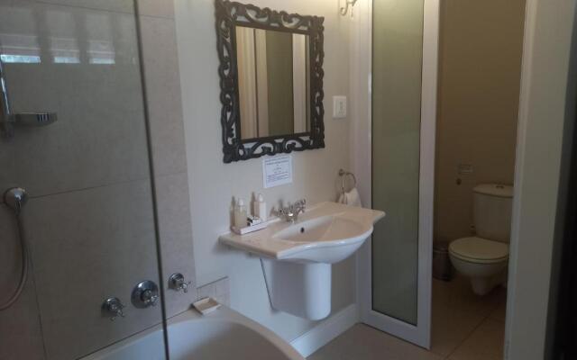 La Pension Guest House