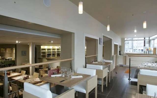 Hotel Abelha Le France