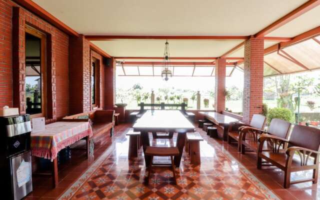 Pak Dhe Homestay