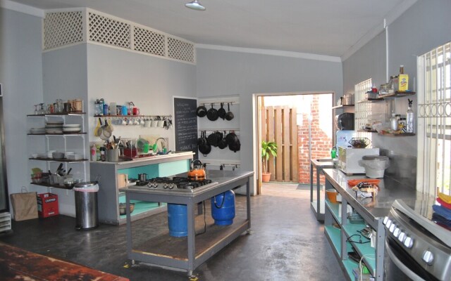 Mobay Kotch - Hostel
