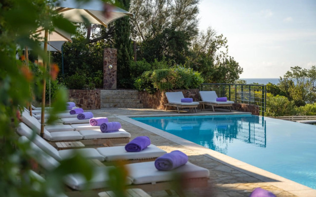 Tiara Yaktsa Cote d’Azur