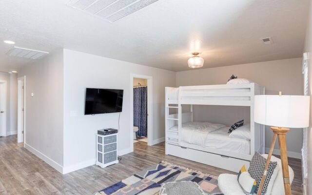 Retreat At The Ledges