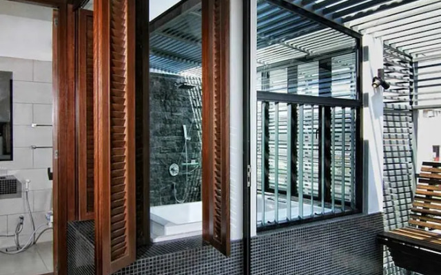 Courtyard At Heeren Boutique Hotel