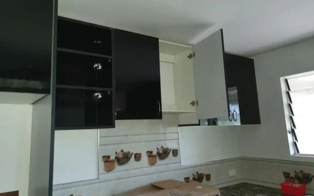 Single Room with Shared Kitchen and Living Room