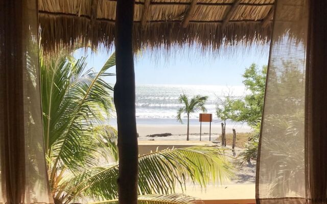 Buena Onda Beach Resort