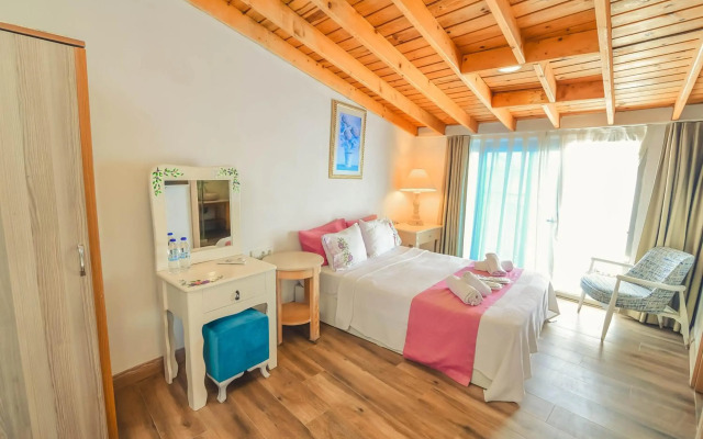 Alacati Asmalı Konak Otel