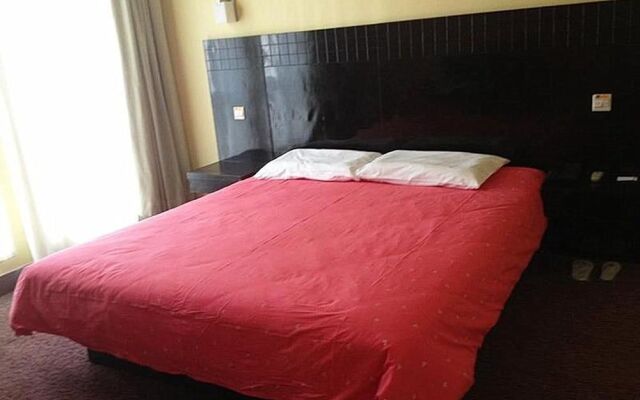 Home Inn Shanghai Lujiazui Branch