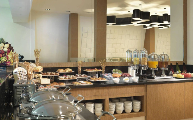 Sama-Sama Express KLIA Terminal 2 - Airside Transit Hotel