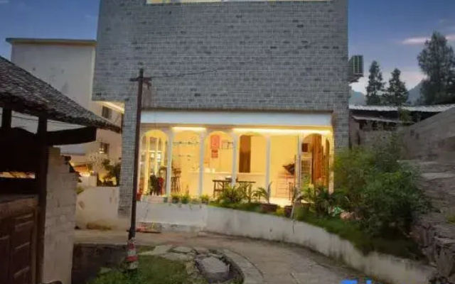 Fanshe is still a B&B cloud house