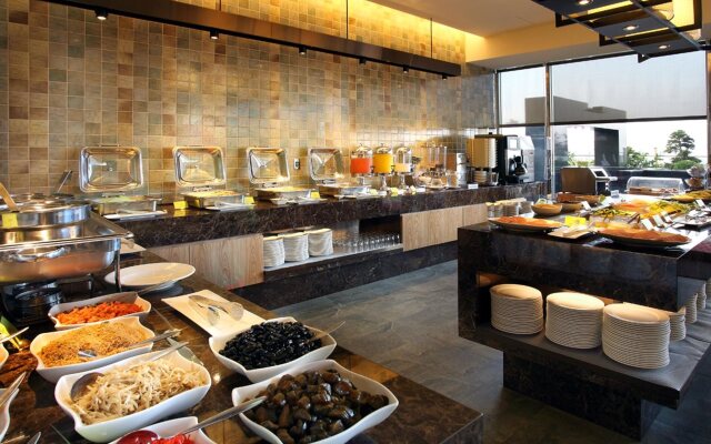 Two Tails Hotel Luzhou