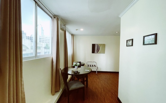 LPL Suites Greenbelt Makati