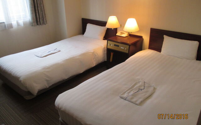 Hotel Green With
