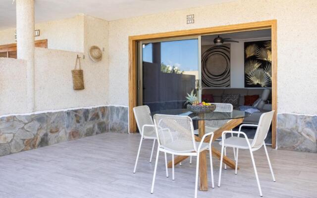 102 GIGANTES Oasis Deluxe by Sunkeyrents