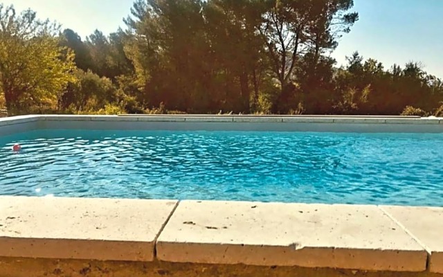 Bastide Bellugue Maison d'hôtes réseau Bienvenue à La Ferme à 3 minutes de Lourmarin