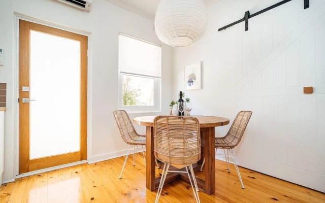 Salt At Arlos Refined Luxury In Glenelg