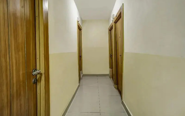 OYO 90158 Hotel Lendosis Perintis Kemerdekaan - Hotel in Palembang - Photo 4