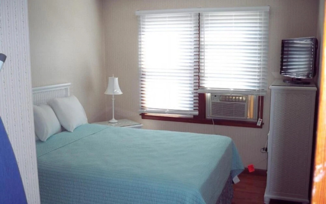 Buttercup Suites