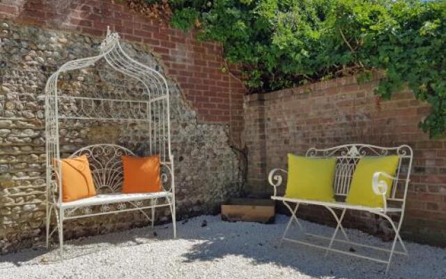 Lockgate Dairy Bed and Breakfast