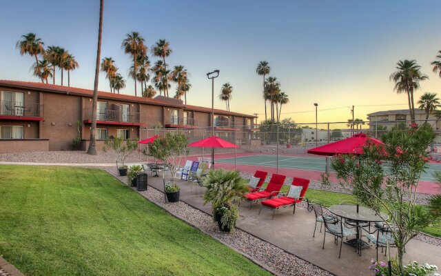 Park Suites At 103 Free Golf