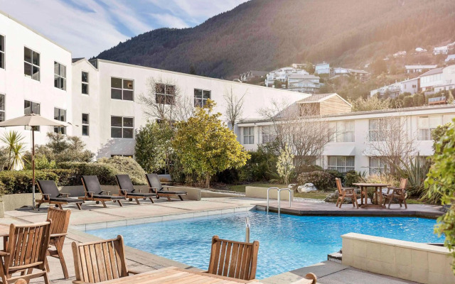 Mercure Queenstown Resort
