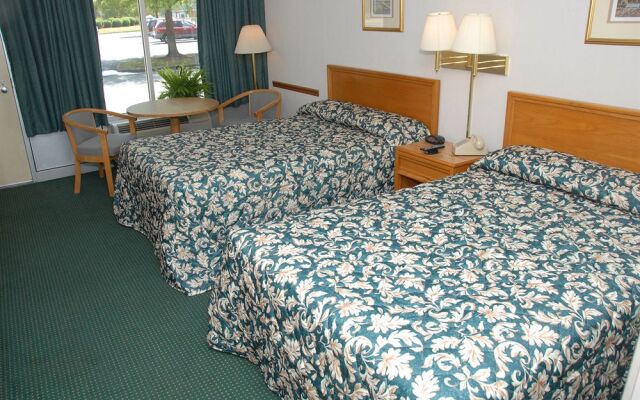Quarterpath Inn & Suites