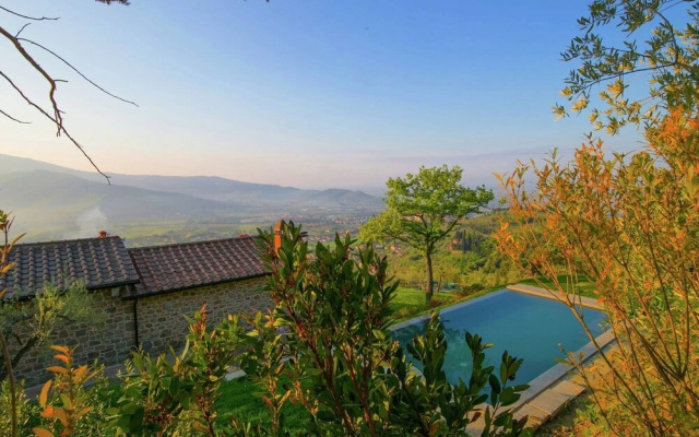 Villa in Mammi With Pool Near Florence