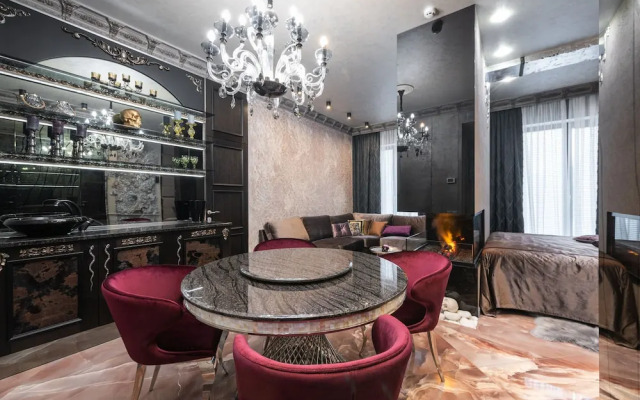 Mr. Grey Boutique Hotel
