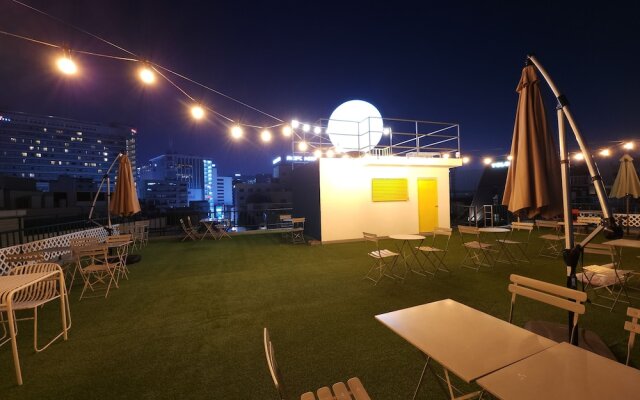 OYO Hostel Myeongdong 5